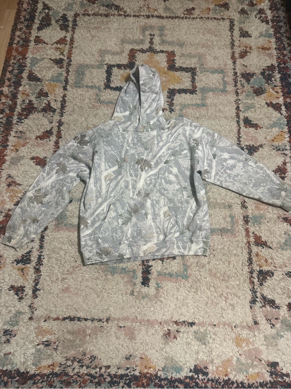 Abercrombie & Fitch Hooded Pullover in Light Gray Camo Print